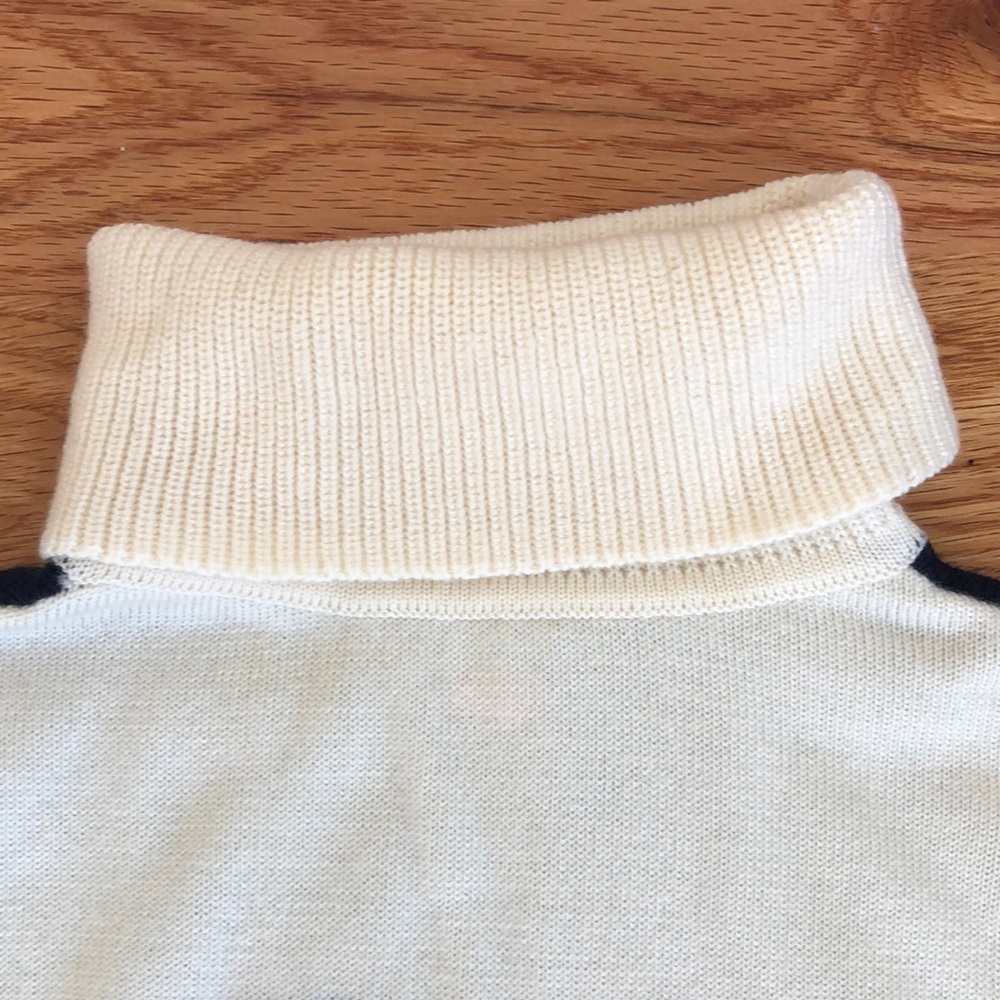 Perfect Moment Wool Navy and White Turtleneck Bear Sweater - Picture 4 of 8